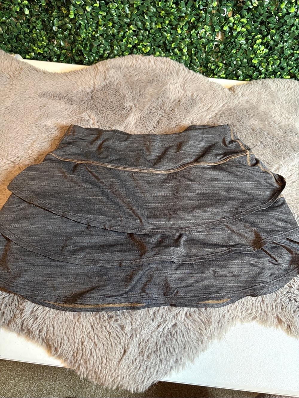 Athleta Heathered Charcoal Gray Layered Active Skort Size Small
